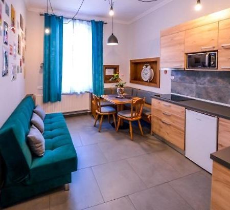 Atrium 24 Studio Сигишоара Экстерьер фото